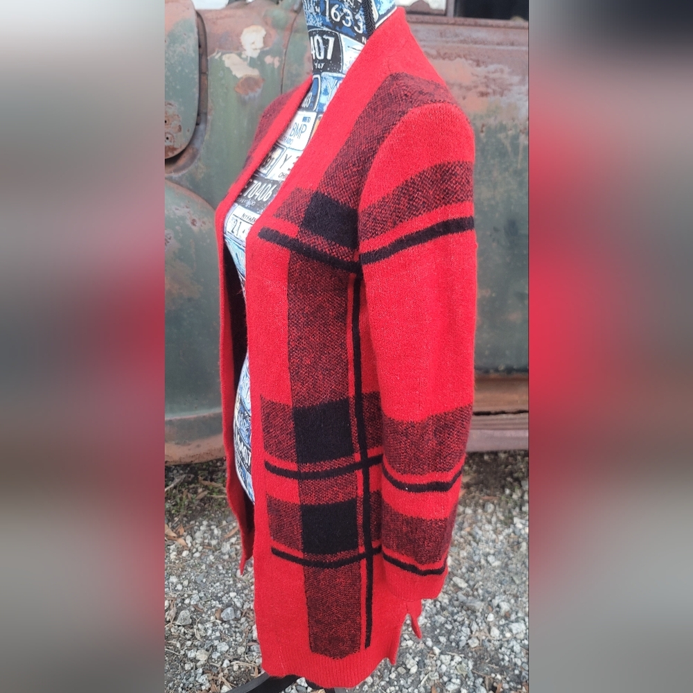 Old Navy Red and Black Knit Cardigan - Picture 8 of 12
